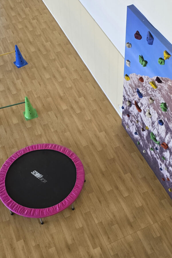 Mateřská škola Postojna – světlý design a promyšlený výběr