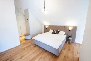 Moderní podlahy do bytu: Trendy a tipy pro dokonalý interiér Moderní podlahy do bytu: Trendy a tipy pro dokonalý interiér
